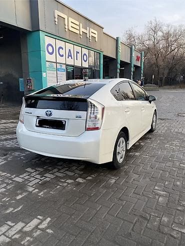 тойота приус с: Toyota Prius: 2011 г., 1.8 л, Вариатор, Гибрид, Лифтбек — 3