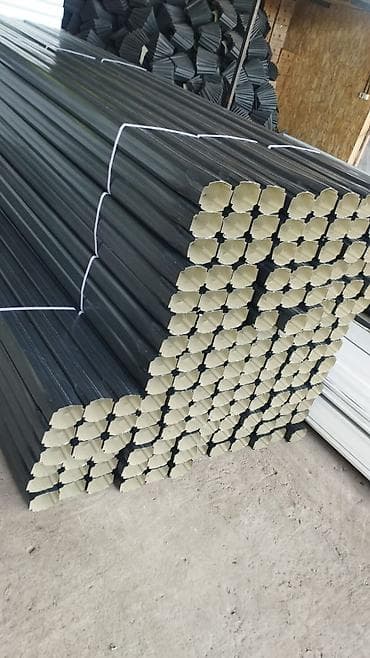 Сифоны для душевой кабины: В наличие имеется: желоб, его синоним также является (слив) белый и — 4