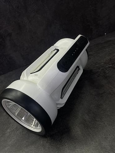 Многофункциональный аккумуляторный светодиодный фонарь-прожектор -