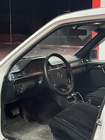 124 е 500: Mercedes-Benz W124: 1994 г., 2.2 л, Автомат, Бензин, Седан — 6