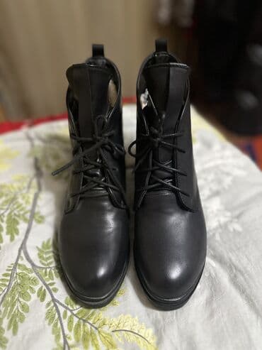 женские зимние сапоги из натуральной кожи и меха: Женские кожаные ботинки-берцы, черные натуральная кожа и мех - — 2