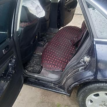 трактор 82 1: Audi A4: 1997 г., 1.8 л, Автомат, Бензин, Седан — 10