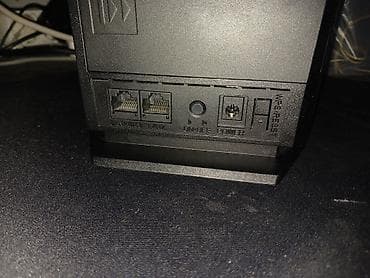 Модемы и сетевое оборудование: Роутер 4G CPE R0516, рабочий, не комплетный и нуждается в — 4