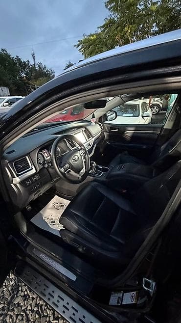 prius plus: Toyota Highlander: 2018 г., 3.5 л, Автомат, Гибрид, Кроссовер — 8