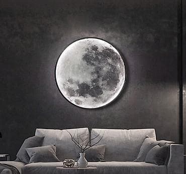 band 4: Настенный светильник в виде луны, диаметром до 1 метра. цена — 2