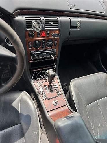 210 cdi: Mercedes-Benz : 2001 г., 2.2 л, Автомат, Дизель, Универсал — 10