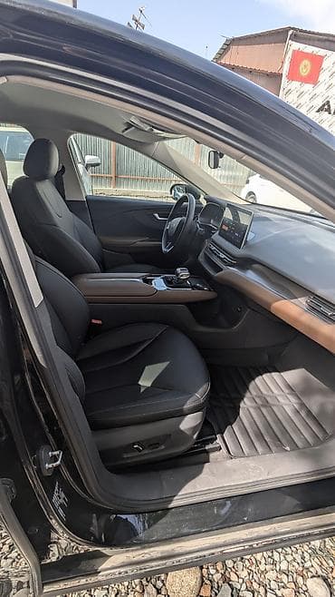 BYD: BYD E2: 2021 г., 3 л, Автомат, Электромобиль, Седан — 6