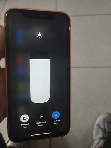 Apple iPhone: IPhone Xr, Б/у — 6