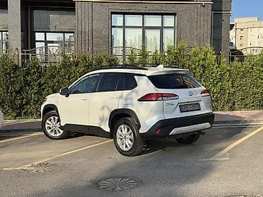 coroll: Toyota Corolla Cross: 2023 г., 2 л, Автомат, Бензин, Кроссовер — 3