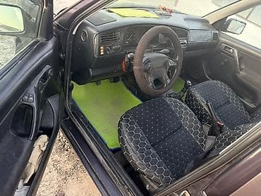ex 6: Volkswagen Golf: 1994 г., 1.6 л, Механика, Бензин, Хэтчбэк — 4