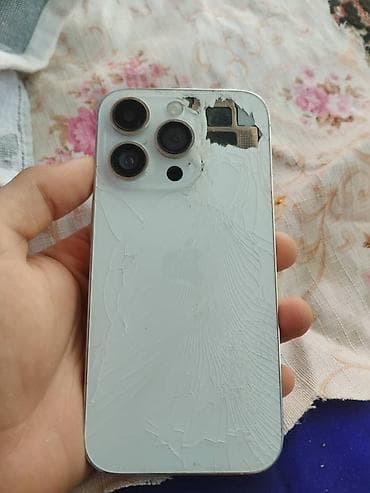 techno spark 7: IPhone 15 Pro, Белый — 2