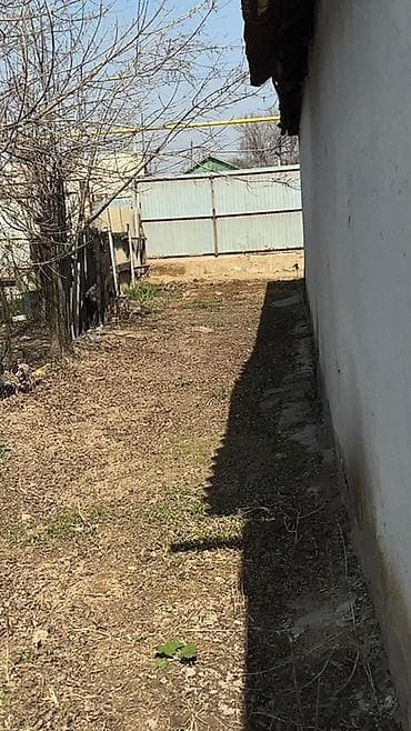 московская молодая гвардия: Срочно продаю Дом, участок 7 сот. Токмок ул Молодежная, сахзавод — 7