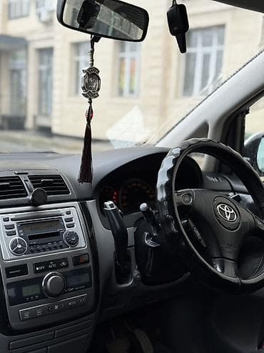 55 camry: Toyota Ipsum: 2001 г., 2.4 л, Автомат, Бензин, Минивэн — 7