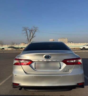 купить шевроле в бишкеке: Toyota Camry: 2019 г., 2.5 л, Автомат, Гибрид, Седан — 10