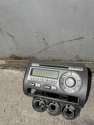 fit 1 3: Стекло Лобовое Honda, 2005 г., Б/у, Оригинал — 4