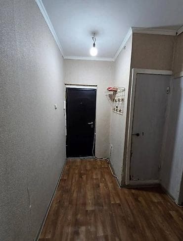 emark residence: 1 комната, 42 м², 105 серия, 9 этаж, Старый ремонт — 4