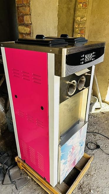 рожок: Профессиональный фризер для мягкого мороженого (двухбункерный) - — 1