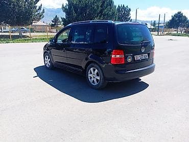 туризмо машина: Volkswagen Touran: 2003 г., 1.6 л, Автомат, Бензин, Минивэн — 2