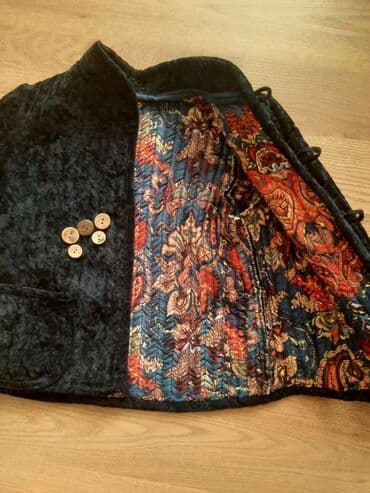 спортивное оборудование: Чапан на мальчика 5-6 лет, рост 110-120 см. новый. цена 700 сом — 1