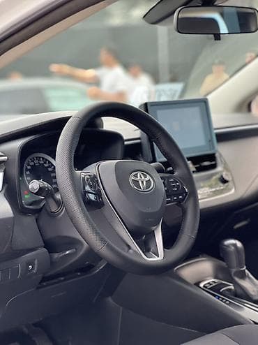 тайото кароло: Toyota Corolla: 2022 г., 1.8 л, Гибрид, Седан — 6