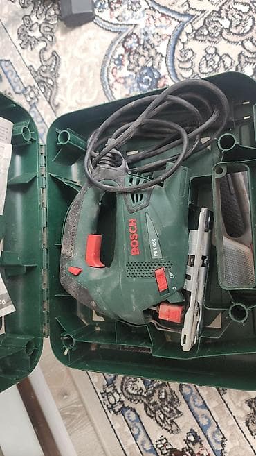 Лобзик Bosch PST 650 в кейсе - Мощность 500 Вт - Частота ходов: до