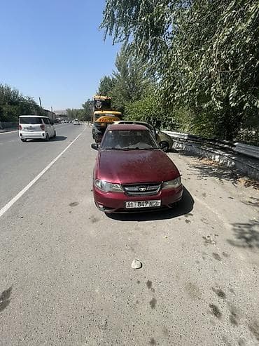 саната нюарис: Daewoo Nexia: 2010 г., 1.6 л, Механика, Бензин, Седан — 3