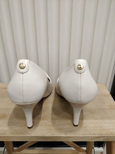 Угги: Туфли, 38, Michael Kors, Новый, цвет - Бежевый, Самовывоз — 4