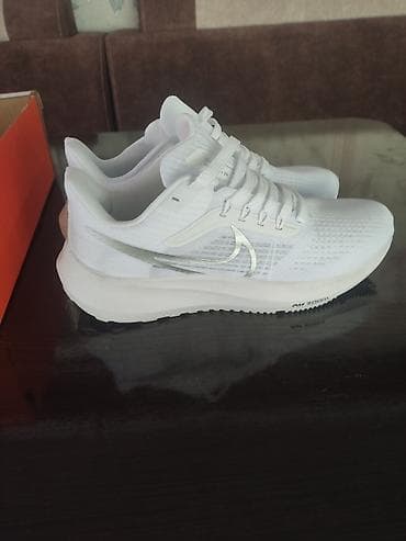 Эркектердин кроссовкасы, 40, Nike, Жаңы, түсү - Ак, Акысыз жеткирүү — 2