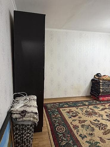 алайская 35: 1 комната, 35 м², Аламедин-1 мкр 1 этаж — 3