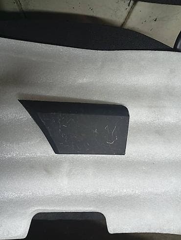 полики виш: Декоративные накладки Пластик, Volkswagen, 1992 г., Б/у, Самовывоз — 1