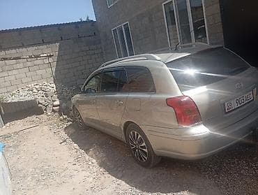 Toyota Avensis: 2004 г., 2 л, Механика, Дизель, Универсал