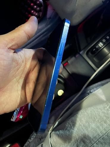 infinity g: IPhone 12, Б/у, 256 ГБ, Синий, Зарядное устройство, Защитное стекло, Чехол, 10 % — 4