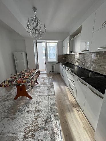 посуточно центр: 80 м², 2 комнаты, Утепленный, Бронированные двери, Балкон застеклен — 3