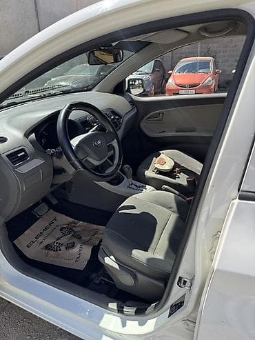 byd 05: Kia Morning: 2015 г., 1 л, Автомат, Бензин, Хэтчбэк — 10