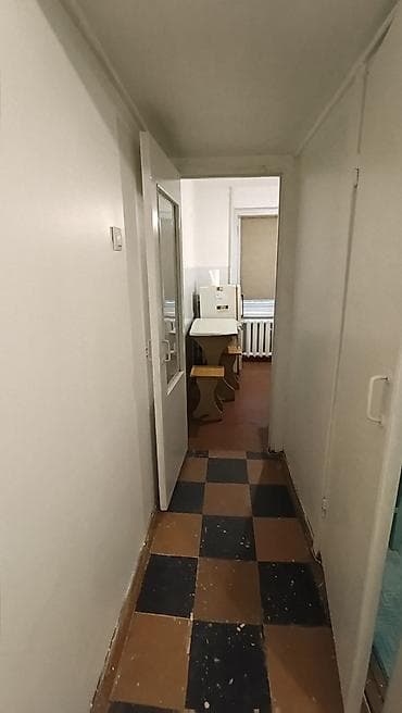 Квартиры: 1 комната, 32 м², 11 мкр 104 серия, 1 этаж — 6