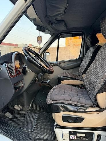 sprinter 4 4: Жүк ташуучу унаа, Mercedes-Benz, Дубль, 5 т — 10