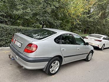 corolla e120: Toyota Avensis: 2002 г., 1.8 л, Механика, Бензин, Хэтчбэк — 6