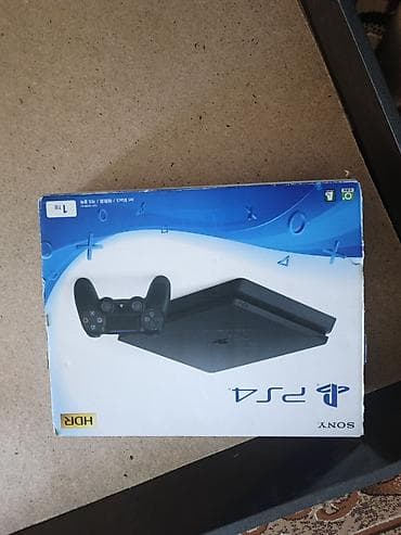 Игровая приставка Sony PlayStation 4 (PS4) Slim, цвет Jet