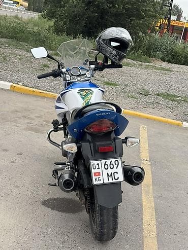 Мотоциклы: Мотоцикл Suzuki (с дорожными чертами турэндуро) - Кузов — 2