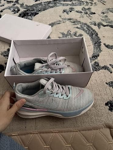 спорт зал бишкек: Кроссовки, 36, Nike, Новый, цвет - Серый, Самовывоз — 2