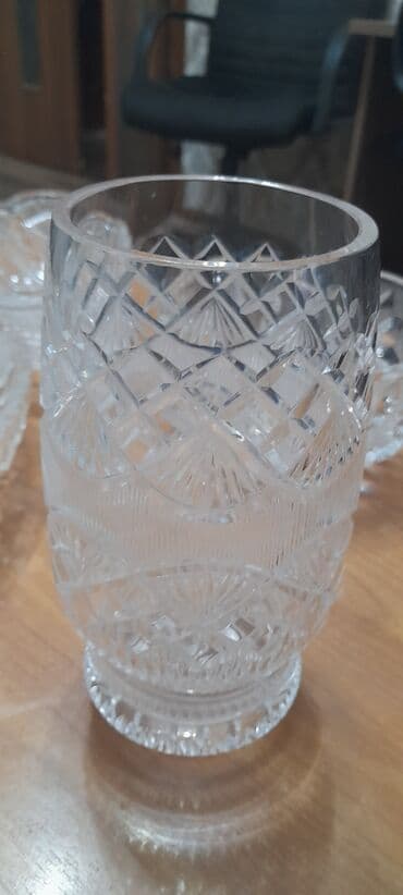 красивые вещи: Продаю хрусталь Советский.Большие.Сост отличное.Цена 1000 сом шт.Какой — 6