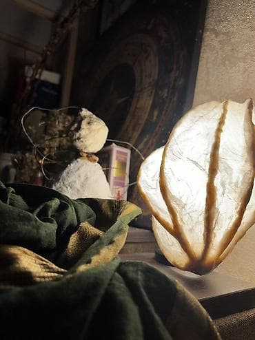 Внутренняя отделка: Organic Modern Sculptural Lamp | Wabi-Sabi Tea-Dyed Rice Paper — 3
