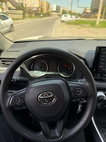 bridgestone blizzak: Toyota RAV4: 2019 г., Автомат, Гибрид, Кроссовер — 4