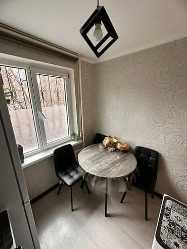 Батирлер: 1 бөлмө, 45 м², 8-мкр 104-серия, 1 кабат, Жаңы ремонт — 4