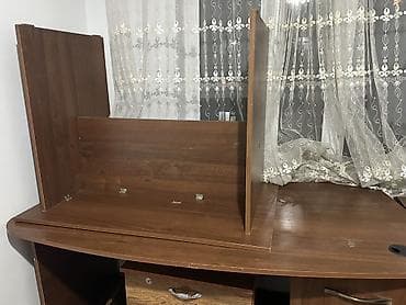 кухонные гарнитуры буфет: Компьютерный стол, С полками — 3