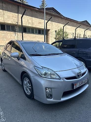Продажа авто: Toyota Prius: 2012 г., Вариатор, Бензин — 1