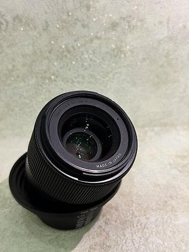 venom comp: Объектив SIGMA 30mm f/1.4 DC DN (ø52) - Фокусное расстояние: 30 мм — 2