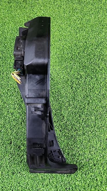 ls: Педаль газа BMW X5 E53 2002год 4.6 is Артикул: 00 6 753 518 В отличном — 6