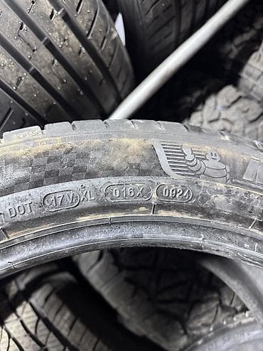 265 45 r21: Резина 1 шт 
Шина Michelin 
265/45/21 — 5