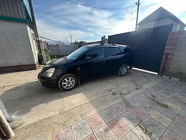 Унаа: Honda Stream: 2002 г., 2 л, Кол менен иштөөчү, Бензин, Вэн/Минивэн — 1